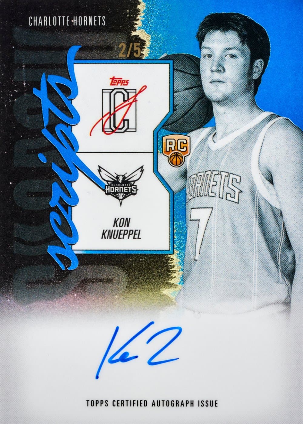 Kon Knueppel basketball trading card, 2025 Topps Signature Class Basketball Shawdow Scripts Blue Refractor parallel from 2025-26 Topps Signature Class Basketball by Topps